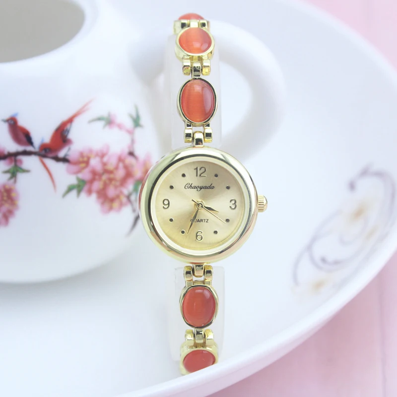 2024 Luxury Brand Gold Bracelet Watches Women Ladies Fashion Jewelry Dress Quart