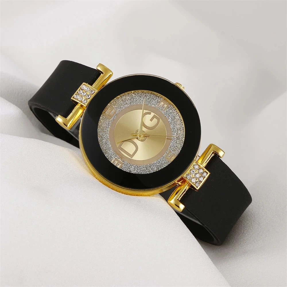 Women's Quartz Watches Silicone Strap Simplicity Rhinestone Design Female Casual